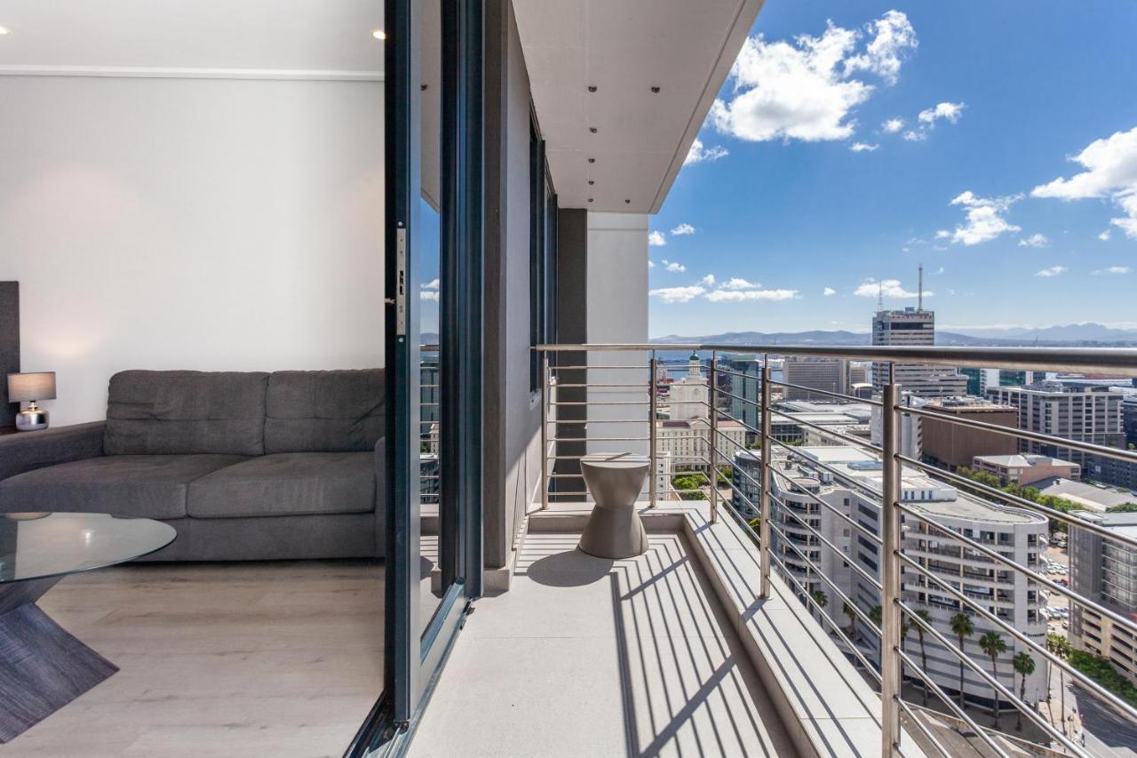 Luxurious 16 On Bree Studio Apartment - Harbour Views Cape Town Dış mekan fotoğraf