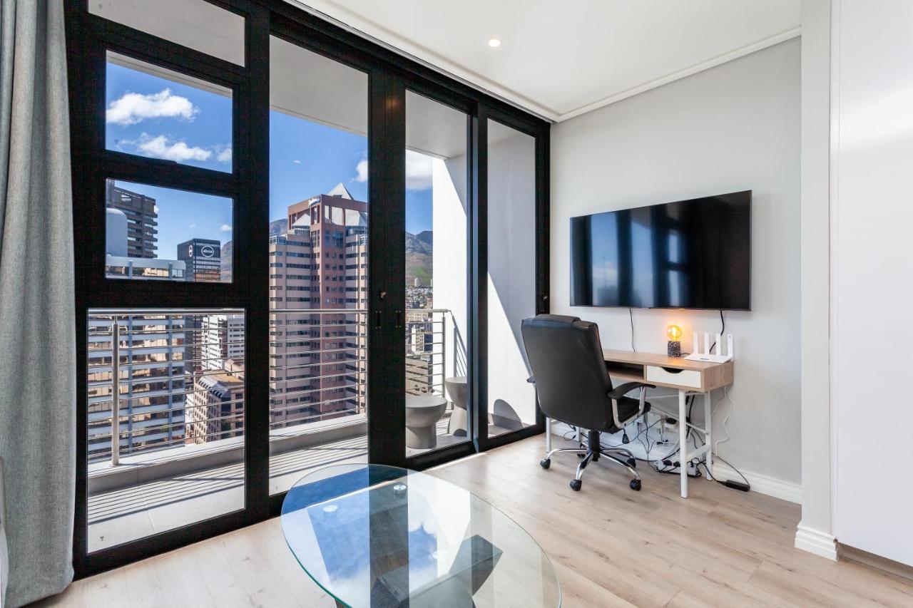 Luxurious 16 On Bree Studio Apartment - Harbour Views Cape Town Dış mekan fotoğraf