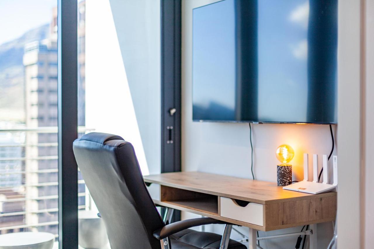Luxurious 16 On Bree Studio Apartment - Harbour Views Cape Town Dış mekan fotoğraf