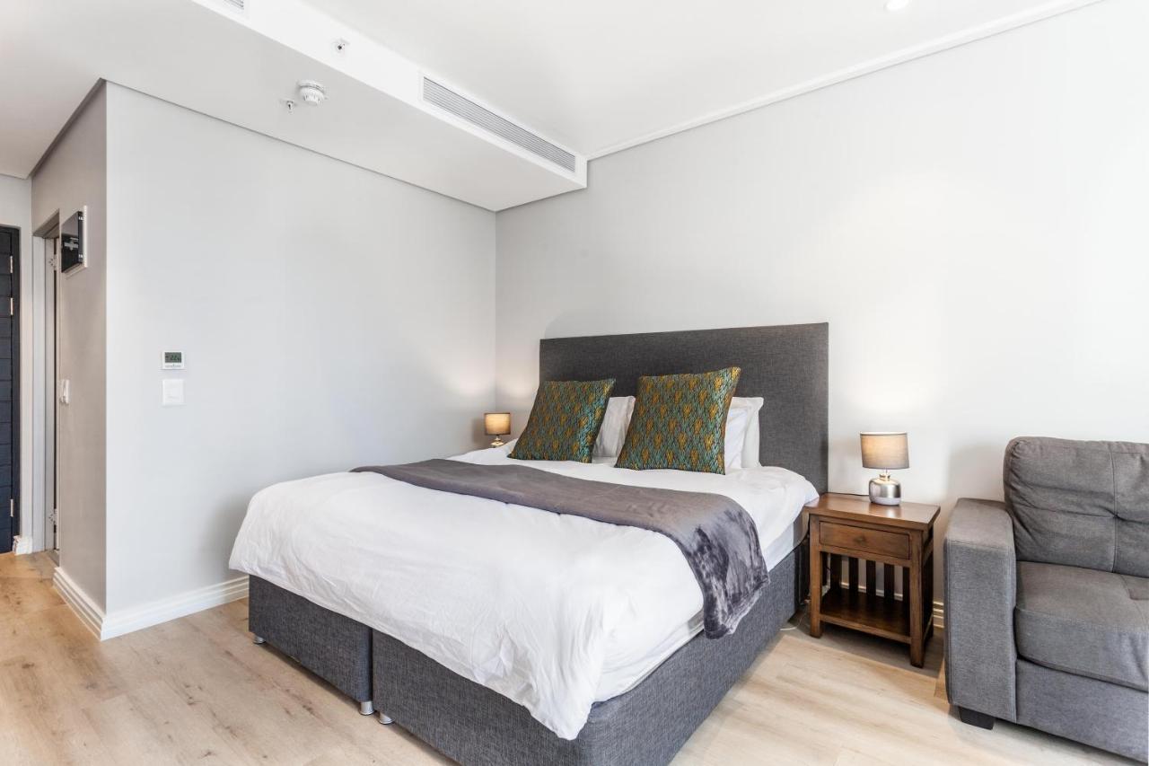 Luxurious 16 On Bree Studio Apartment - Harbour Views Cape Town Dış mekan fotoğraf